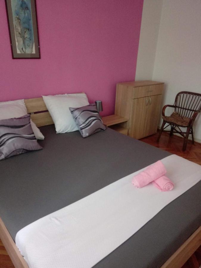 Apartmani Ketryn Crikvenica Exterior foto