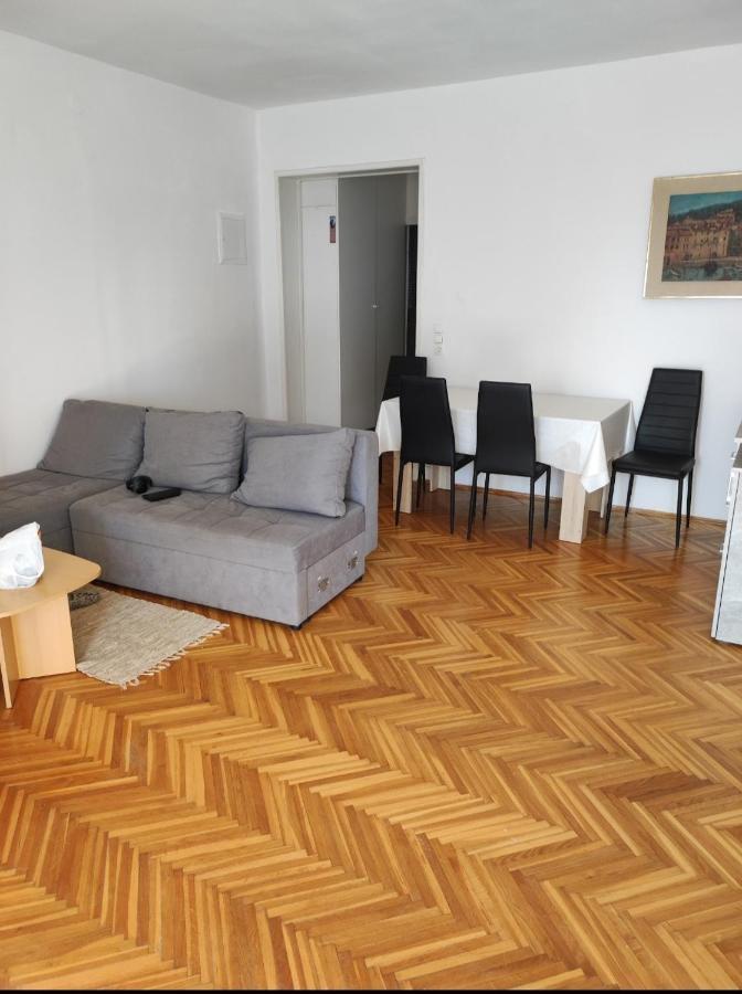 Apartmani Ketryn Crikvenica Exterior foto