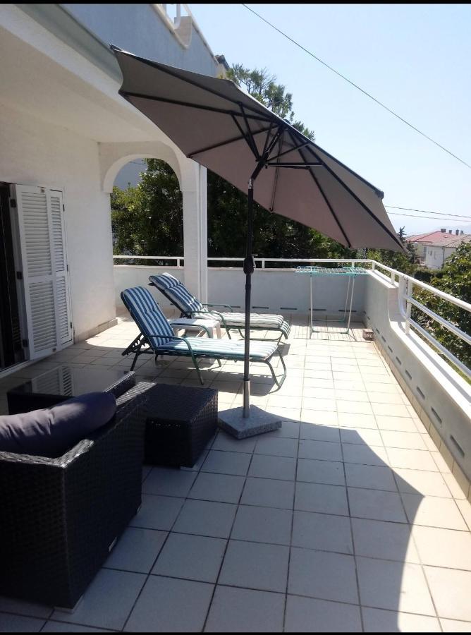 Apartmani Ketryn Crikvenica Exterior foto